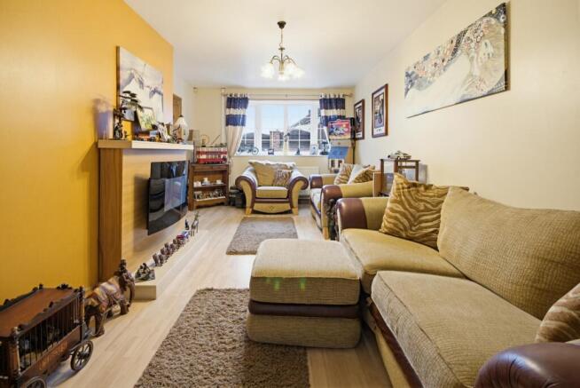 Semi-Detached for sale Image 7