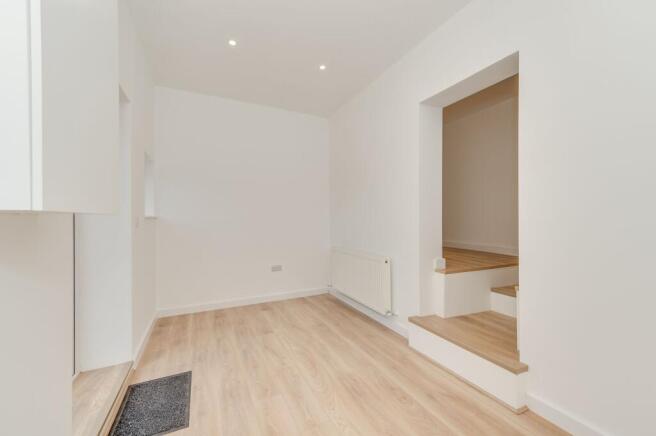 2 bed Semi-Detached for sale Image 11