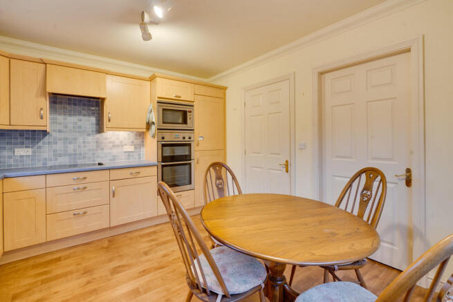 Dining kitchen