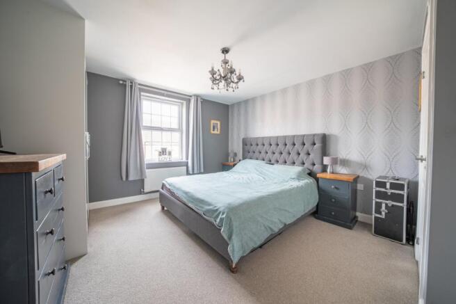 4 bed Detached for sale Image 6