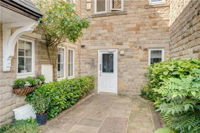 2 bed Apartment for sale Image 12