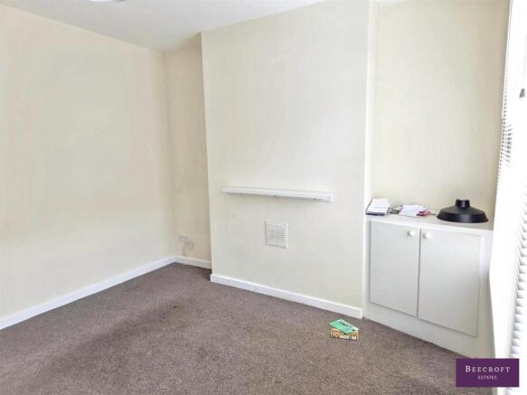 2 bed Terraced for sale Image 5