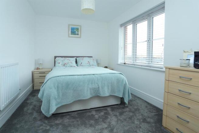 bed 3.JPG