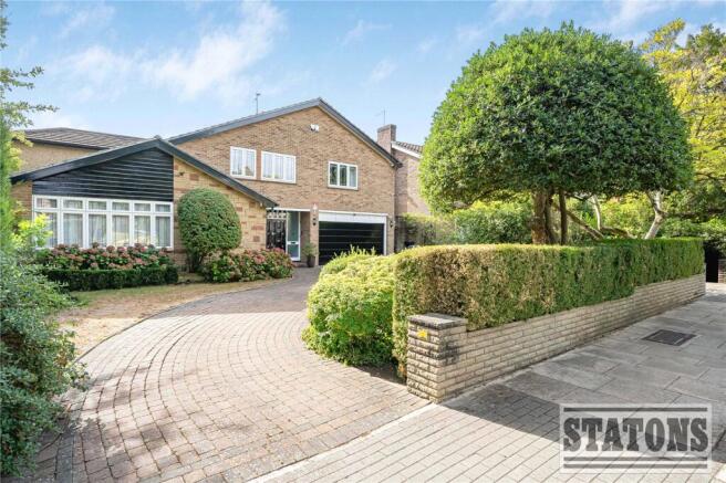 5-bed detached on Oakleigh Park North, London, N20, £2,500,000
