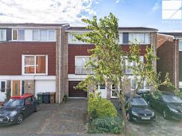 16, Avril Way, Chingford E4 9HS
