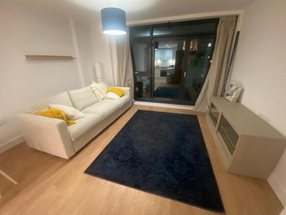 WhatsApp Image 2025-11-21 at 15.18.51.jpeg