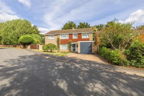 Lower Park Walk, Holton, Halesworth