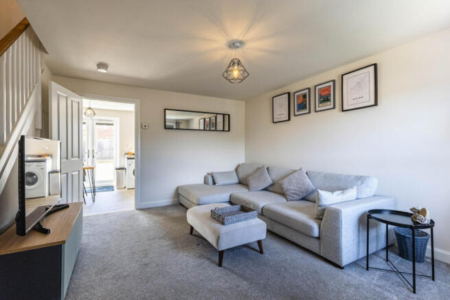 3 bed Semi-Detached for sale Image 4