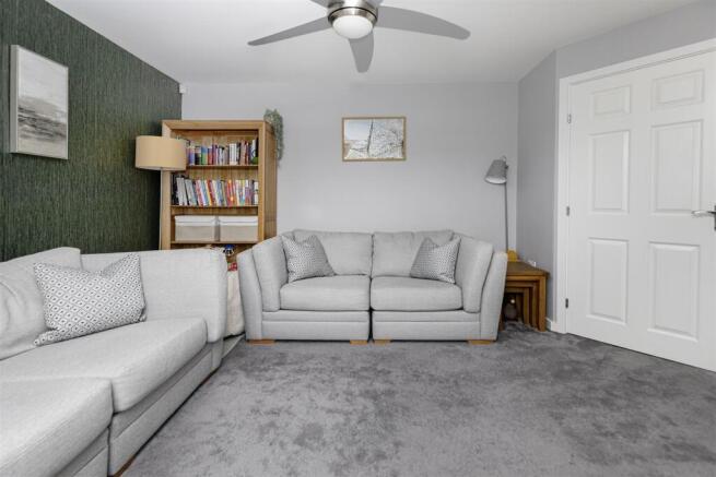 3 bed Detached for sale Image 7