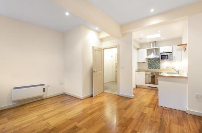 Lounge/kitchen Prope