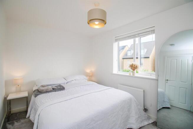2 bed Town House for sale Image 11