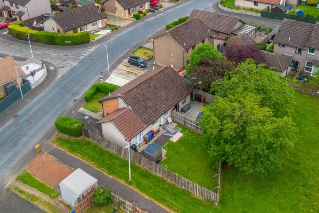 17 PEBBLES DRIVE DUNDEE DD4 0TF 030626 EDIT (6 of 