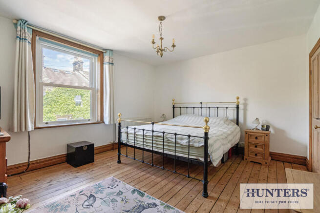 4 bed Terraced for sale Image 11
