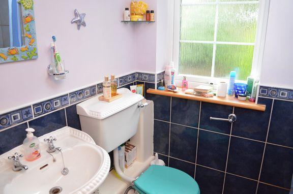 Annexe shower room