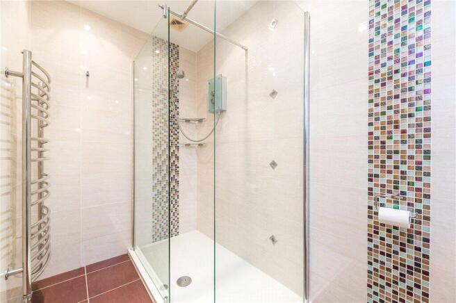 Bedroom 2 En-Suite