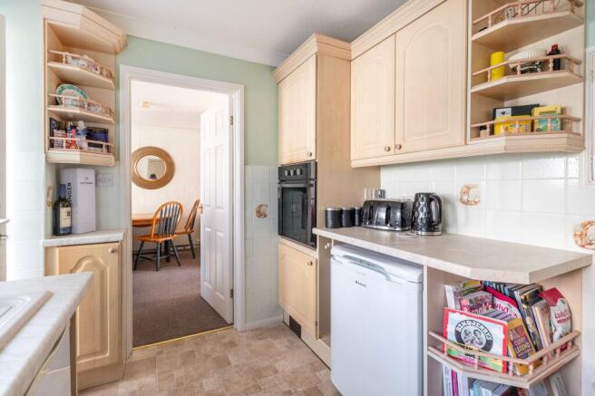 Erica Way, Gorleston photo 4