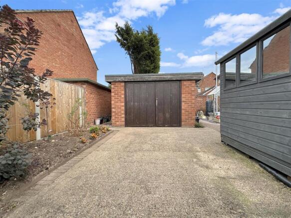 Driveway & Detached Garage 302