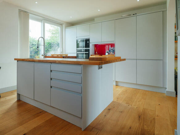Kitchen / Dining Room