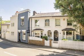 58, High Street, Hampton TW12 2SJ