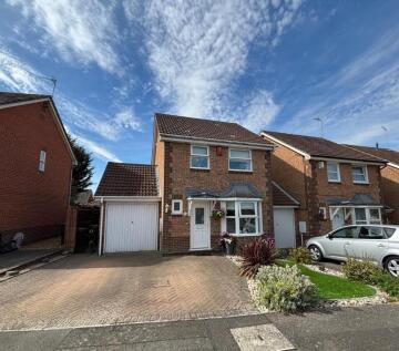 Lambrook Drive, East Hunsbury, Northampton, NN4