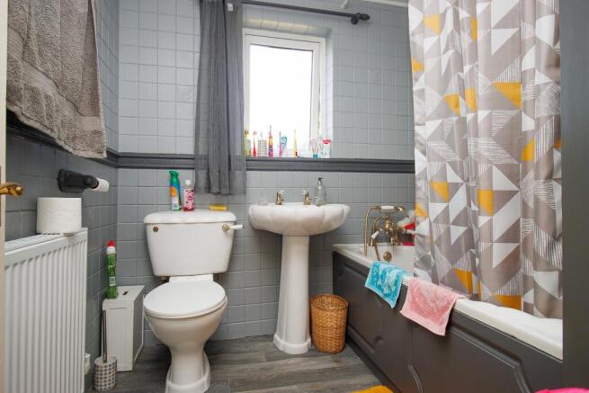 2 bed Cottage for sale Image 12