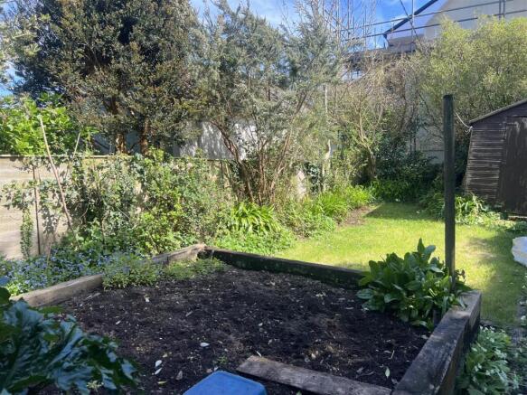 Gardens & Parking