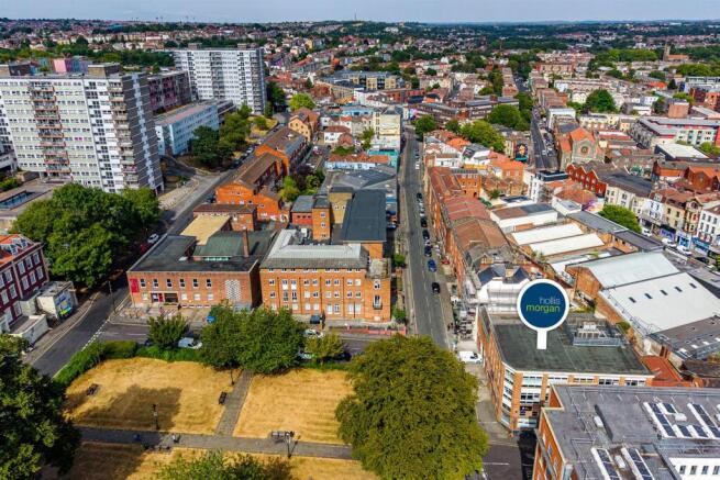 25 King Square, Stokes Croft, Bristol BS2 8JN | Fr
