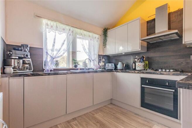 2 bed Detached for sale Image 11