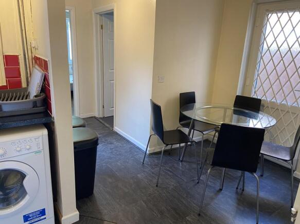 Kitchen / dining ...