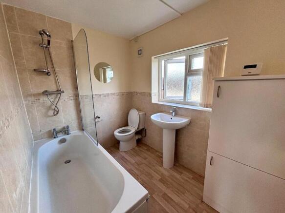 2 bed Terraced for sale Image 9