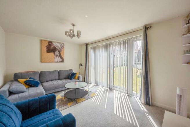 3 bed Semi-Detached for sale Image 10