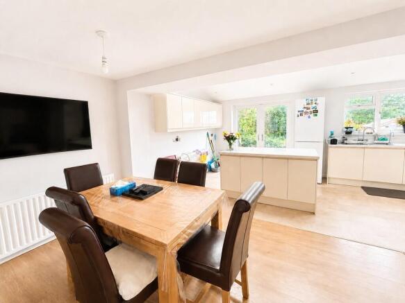 3 bed Detached for sale Image 6