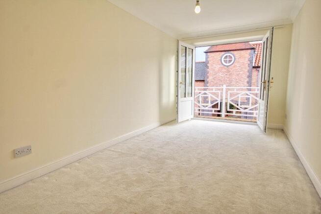 3 bed House to rent Image 11
