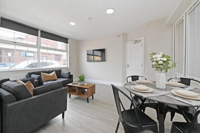 4 bed Apartment to rent in sheffield
