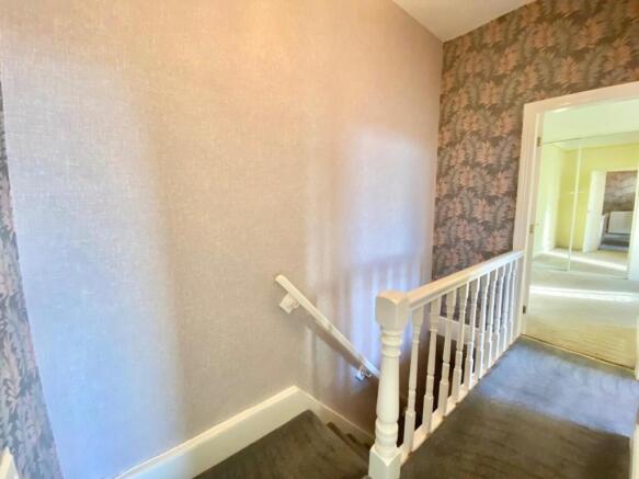 2 bed Terraced for sale Image 6