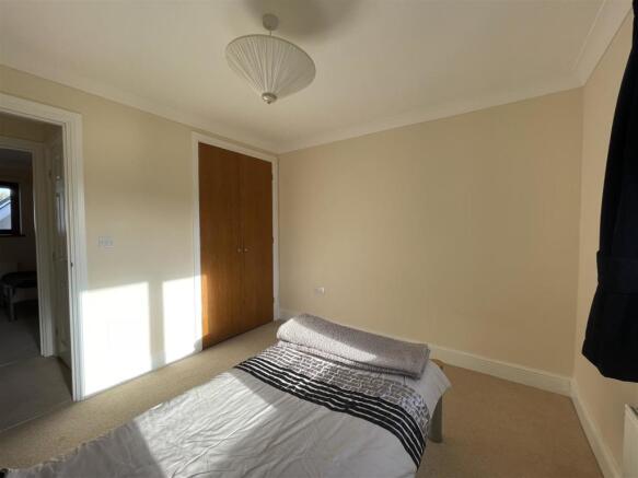 ANOTHER ROOM ASPECT