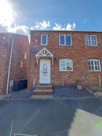 2 bed house to rent Wagtail Drive, Telford TF4