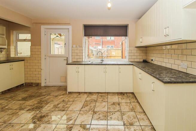 KITCHEN DINER