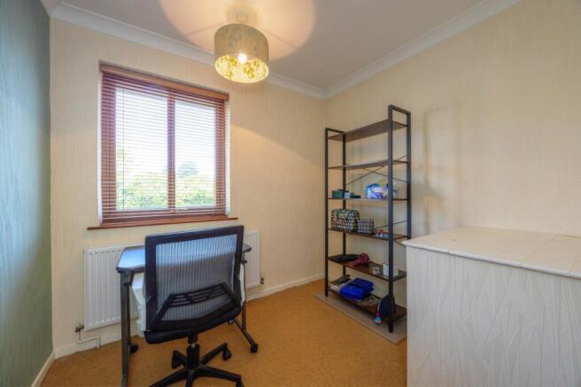 3 bed Semi-Detached for sale Image 10