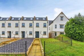 5, Avenue La Fleche, Chippenham SN15 3HX