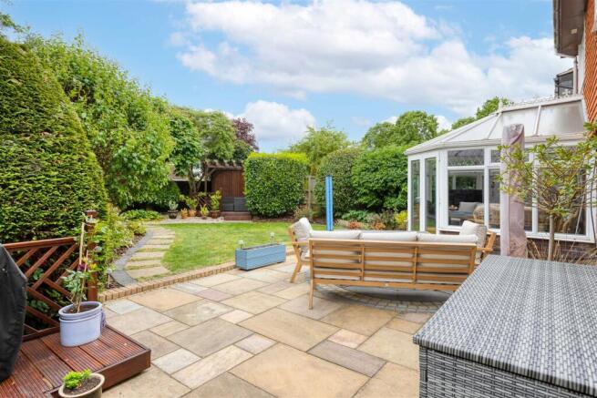 9 Milne Close-15.jpg