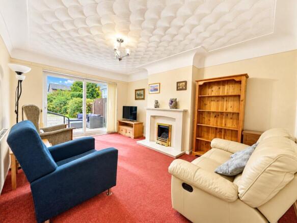 Columbus Drive, Pensby, WIrral, CH61 photo 3