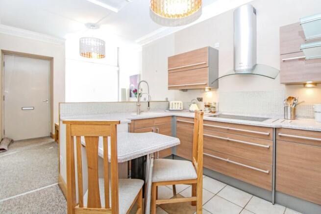 Lounge / Kitchen