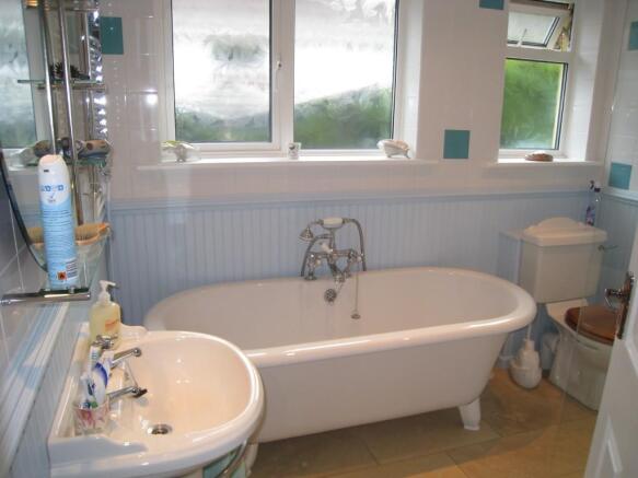 Bath/Shower Room
