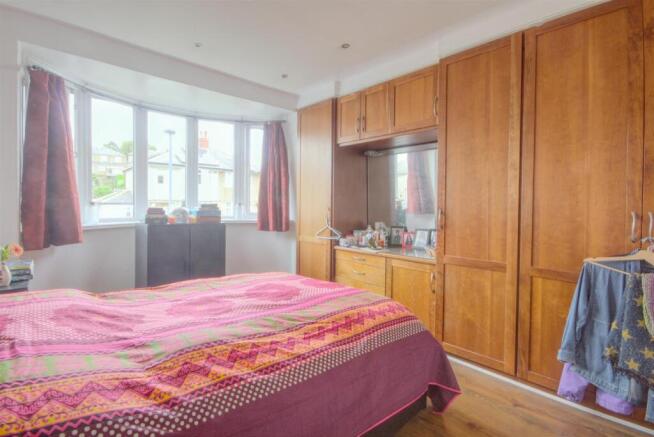 3 bed Semi-Detached to rent Image 6