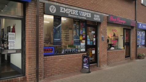 vape shop beeston Christmas at rico’s with oxva, buy any oxva product weather that be your  pods ox passion liquids or even your oxva pod and get your self a mystery  goodie bag from oxva !! ❤️💙🩵❤️💙🩵, 14 High Road , NG9