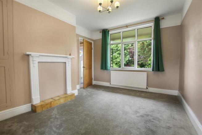 3 bed Semi-Detached Bungalow for sale Image 5
