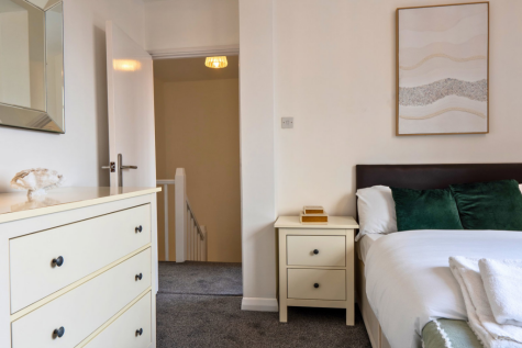 Pavilion Chambers, Lavender Hill, Clapham SW11 1LW
