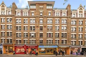 35, Sandringham Flats, Charing Cross Road, London WC2H 0BJ