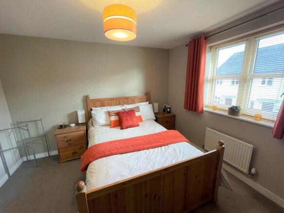 Bedroom 1.jpeg